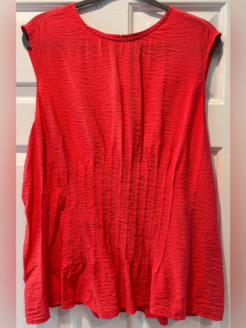 Anthropologie Textured Sleeveless Blouse Top - Dark Pink/Red - Size XL